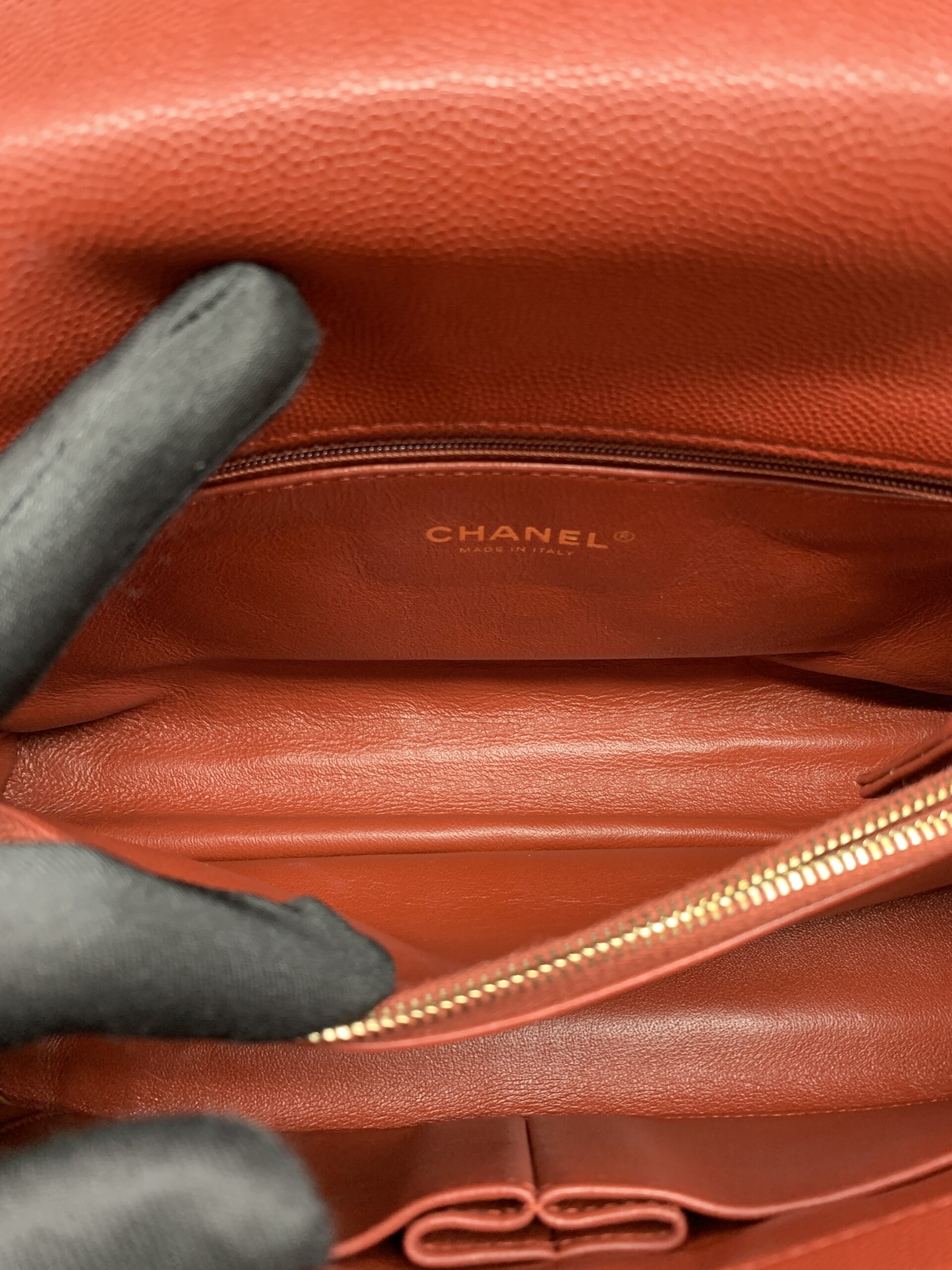 Coco Handle Medium Caviar Red Lizard Handle