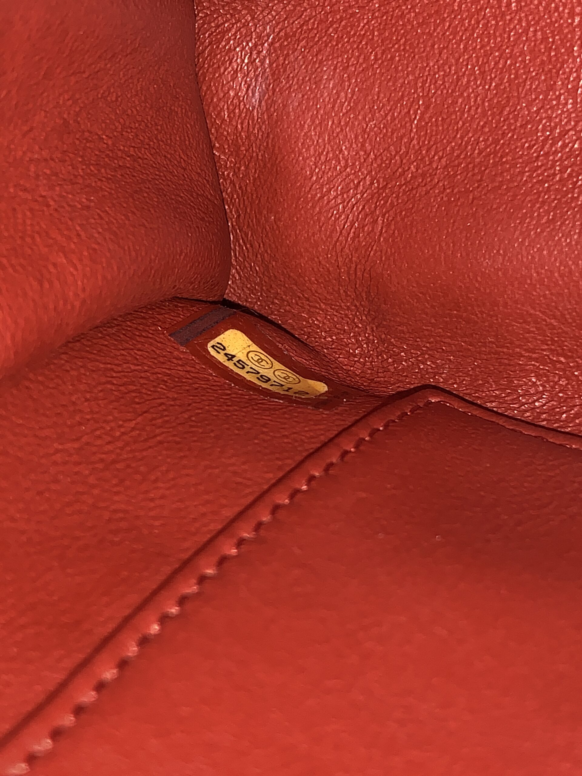 Coco Handle Medium Caviar Red Lizard Handle