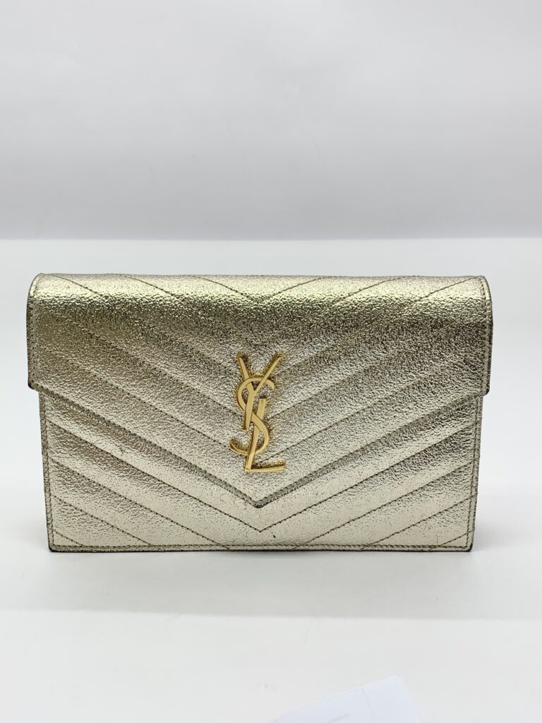 WOC 19 Metallic Light Gold