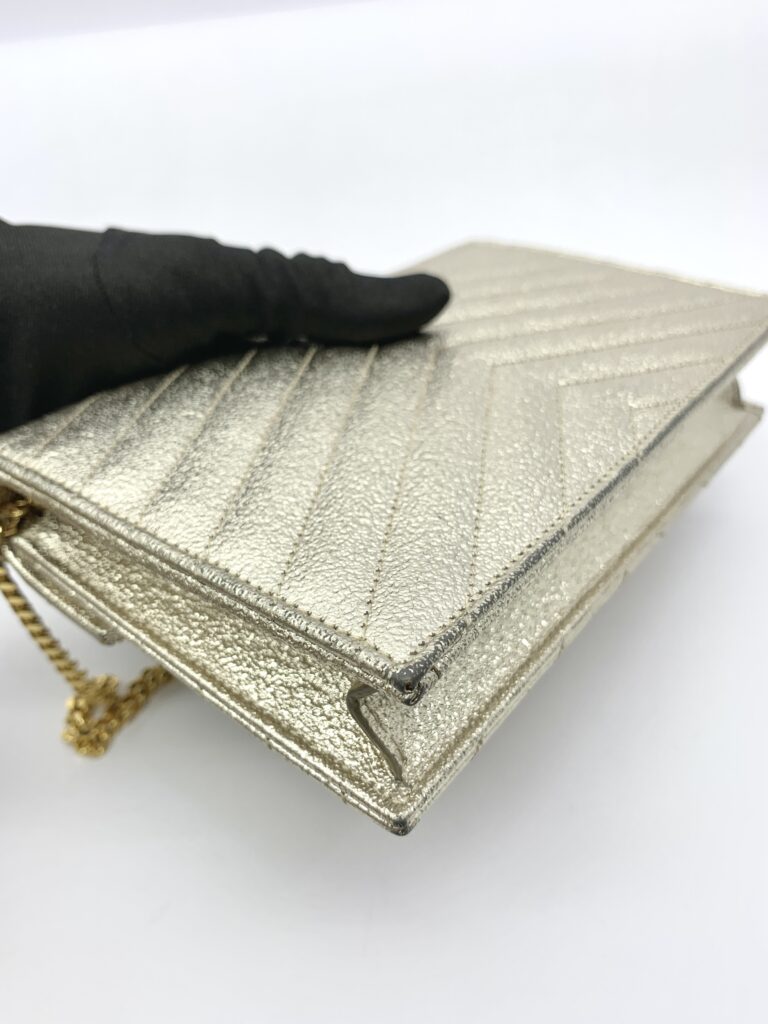 WOC 19 Metallic Light Gold