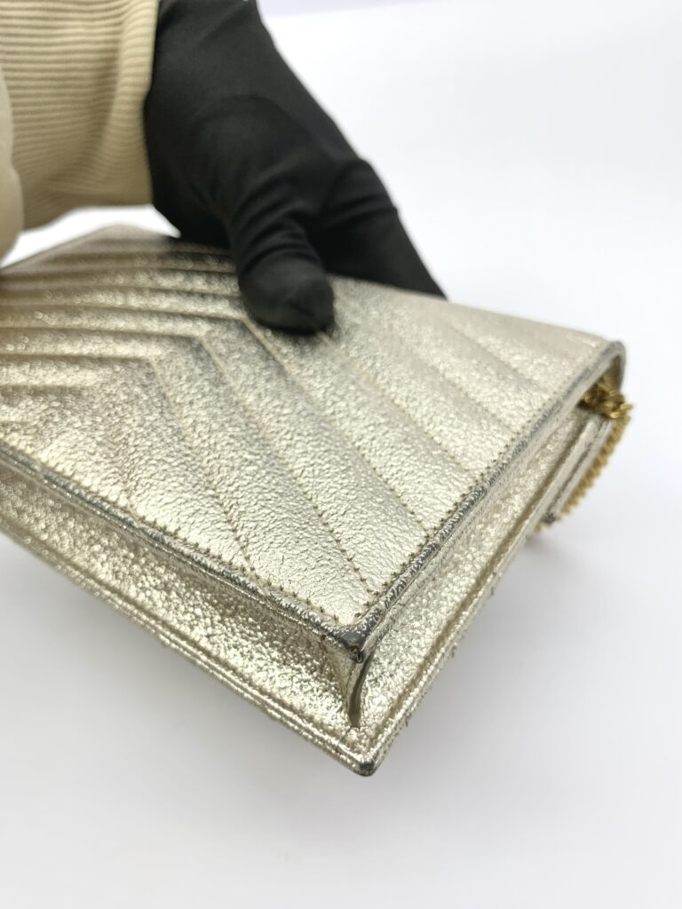 WOC 19 Metallic Light Gold