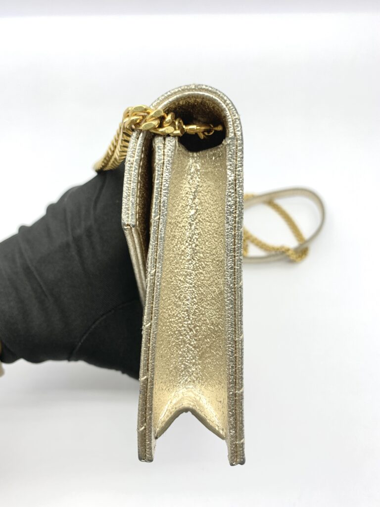 WOC 19 Metallic Light Gold