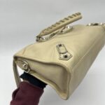 Small City Edge Beige Chevre