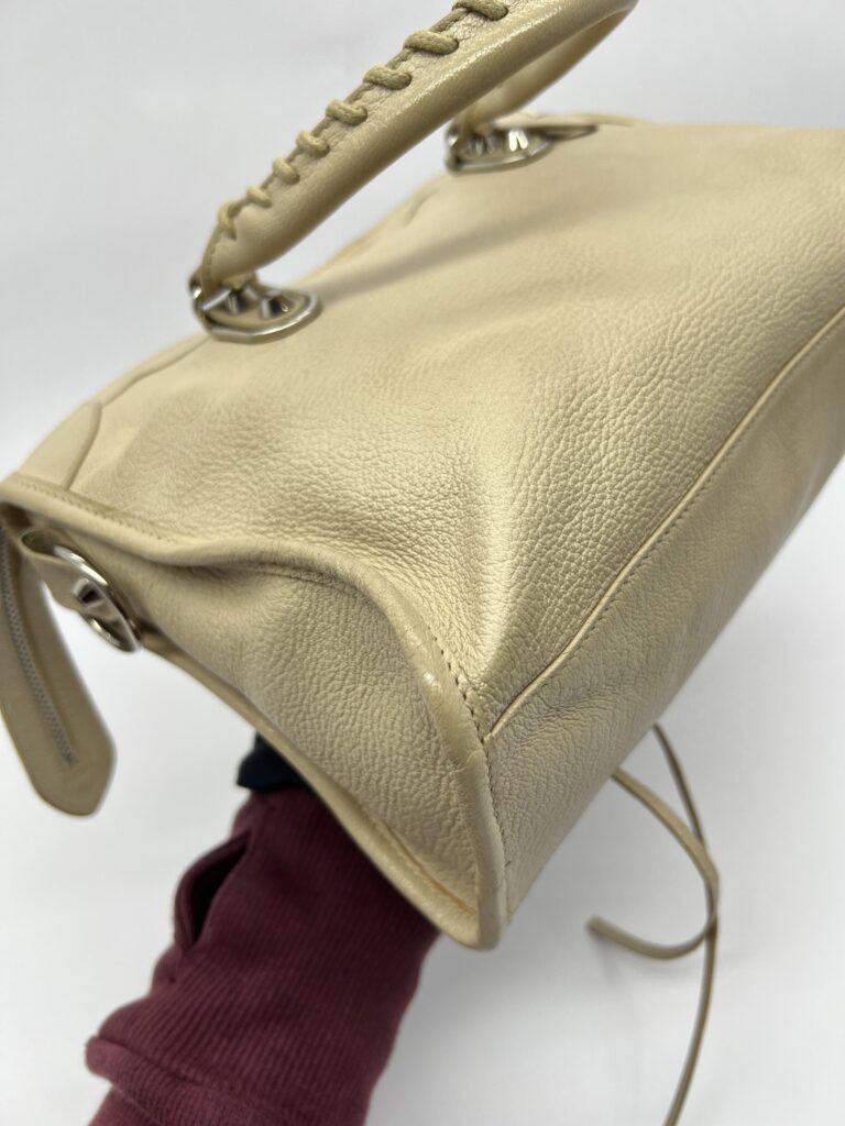 Small City Edge Beige Chevre