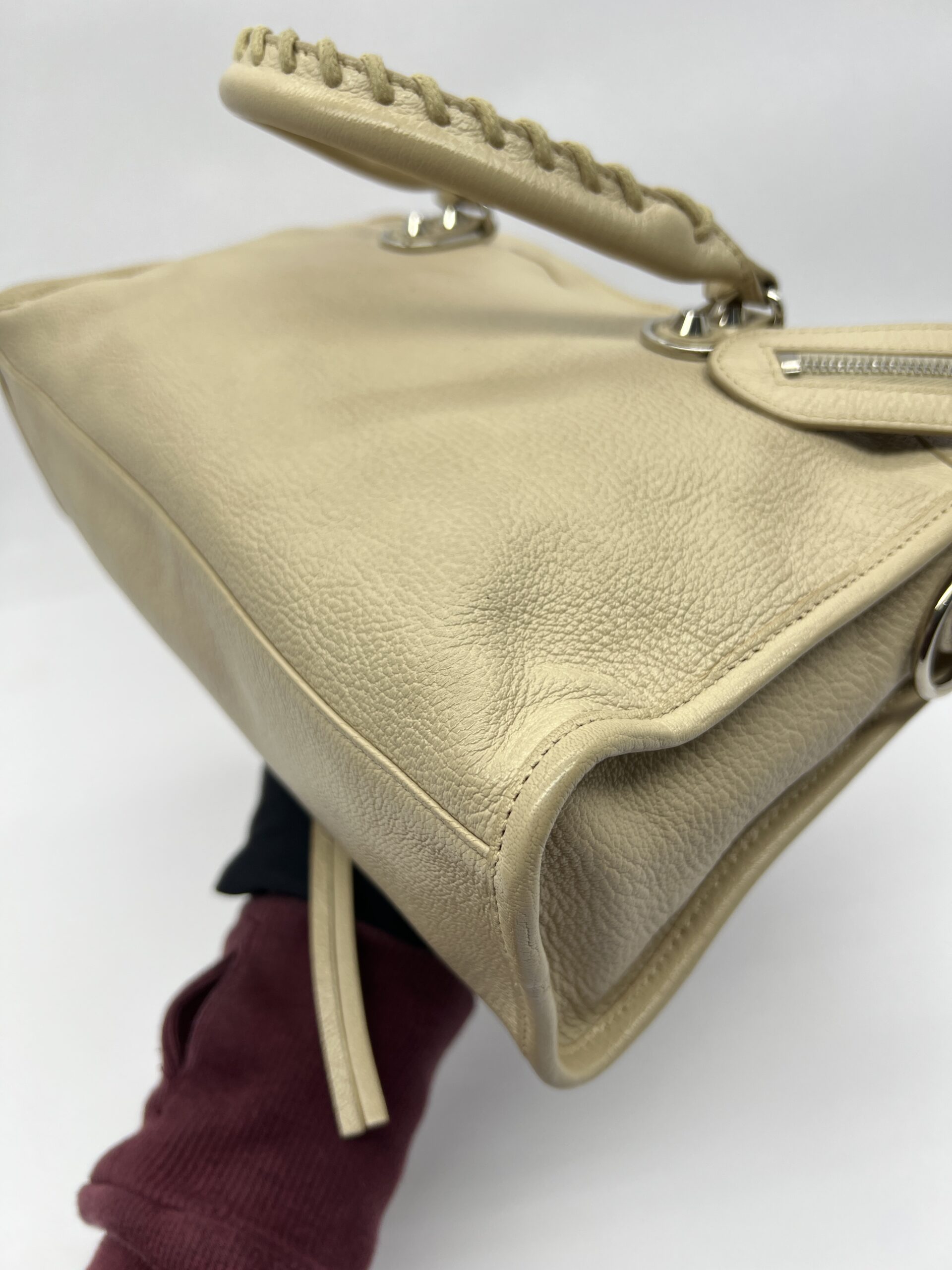 Small City Edge Beige Chevre