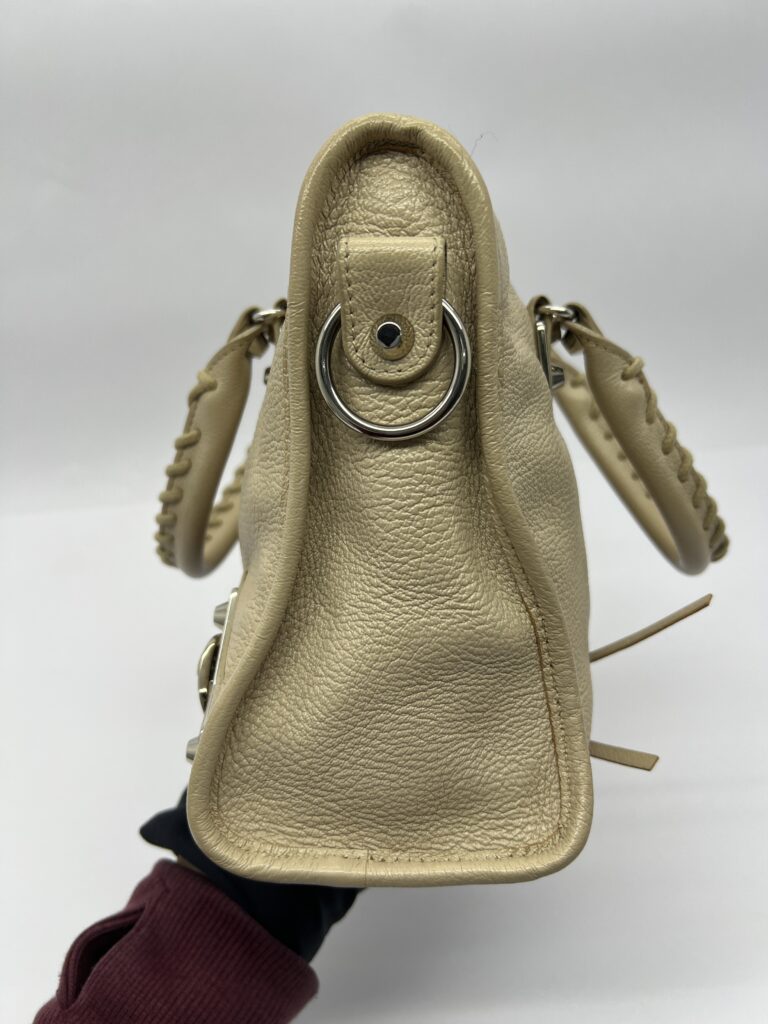 Small City Edge Beige Chevre