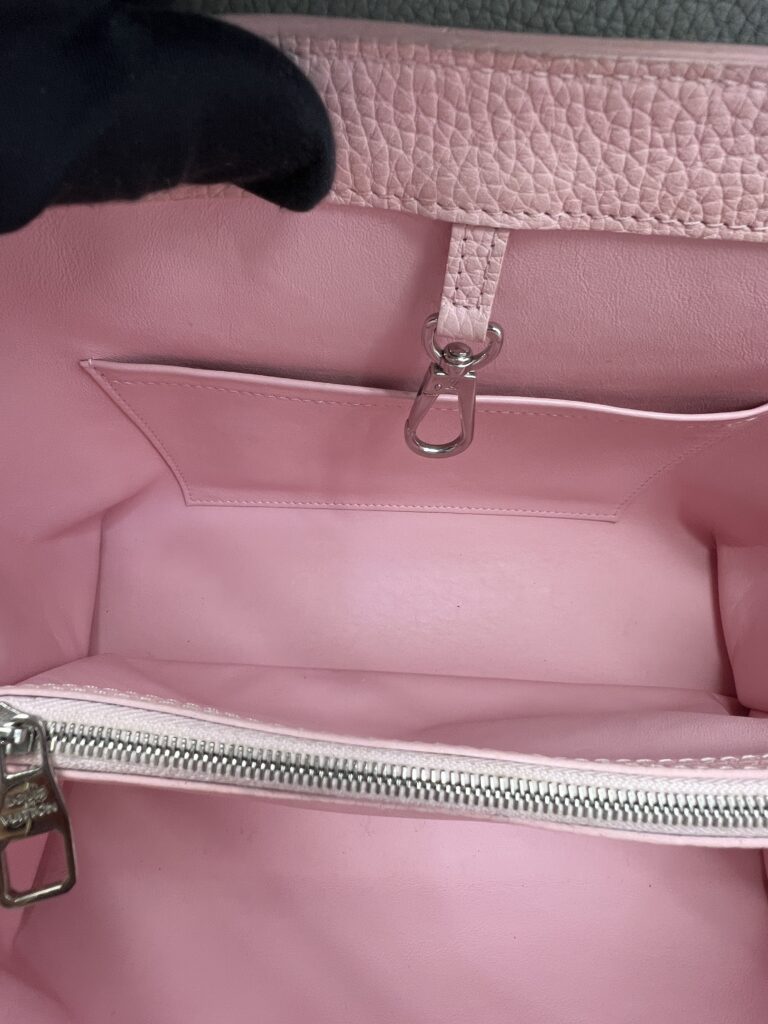 Capucine Mm Taurillon Black