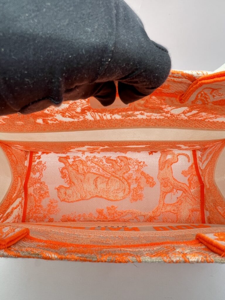 Medium Book Tote Linen Orange Toile De Jouy