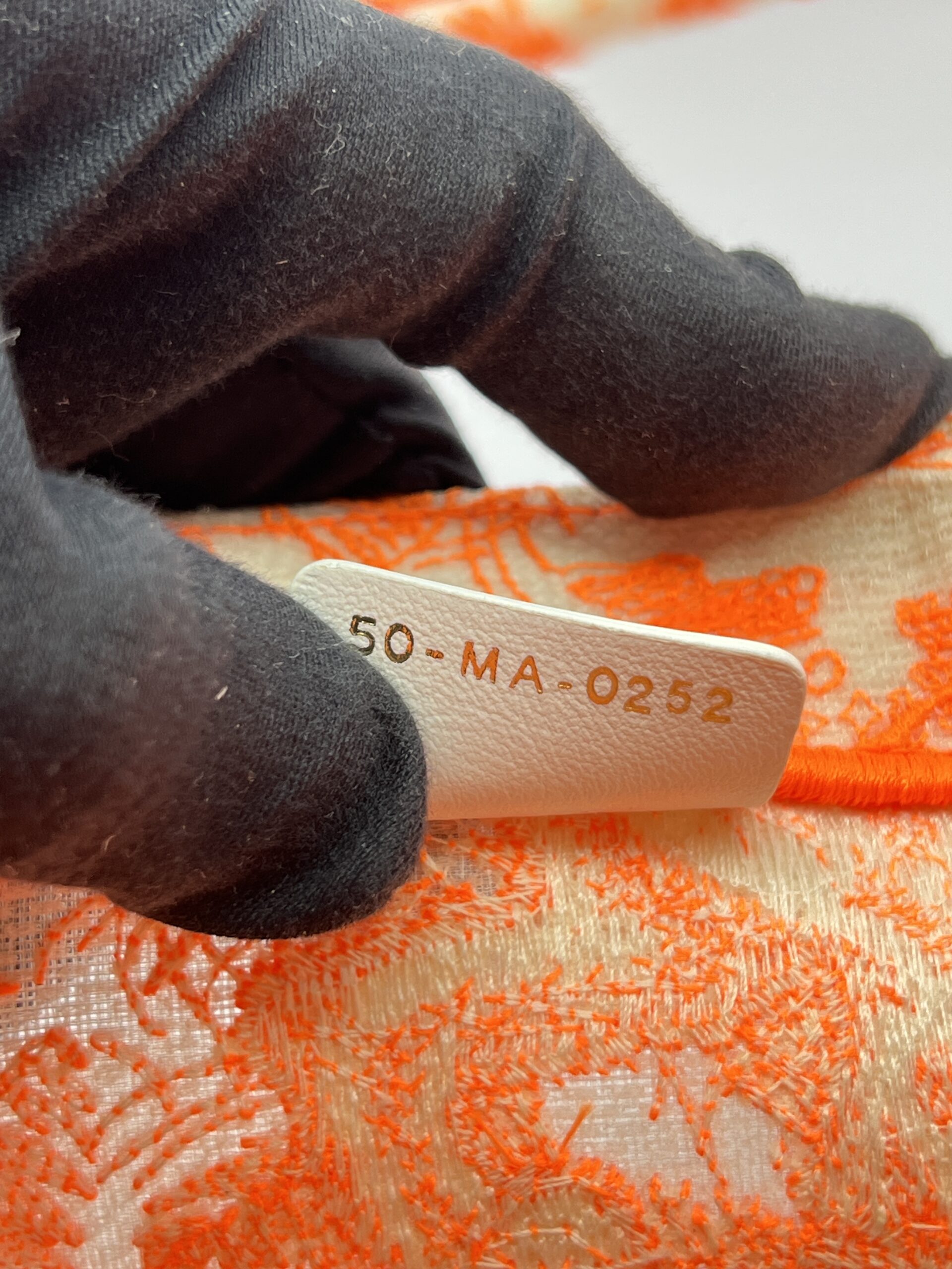 Medium Book Tote Linen Orange Toile De Jouy