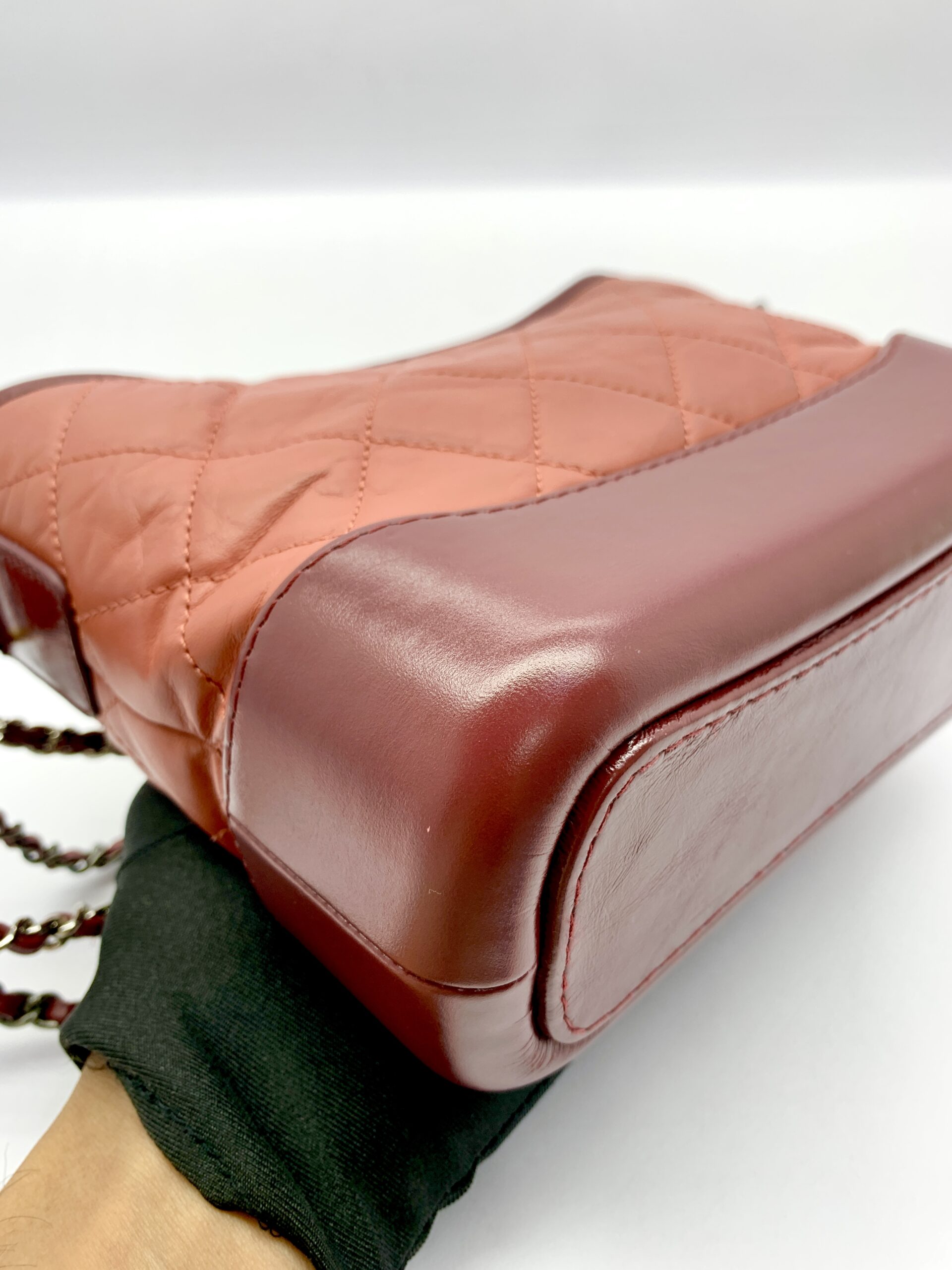 Gabrielle Small Peach Red