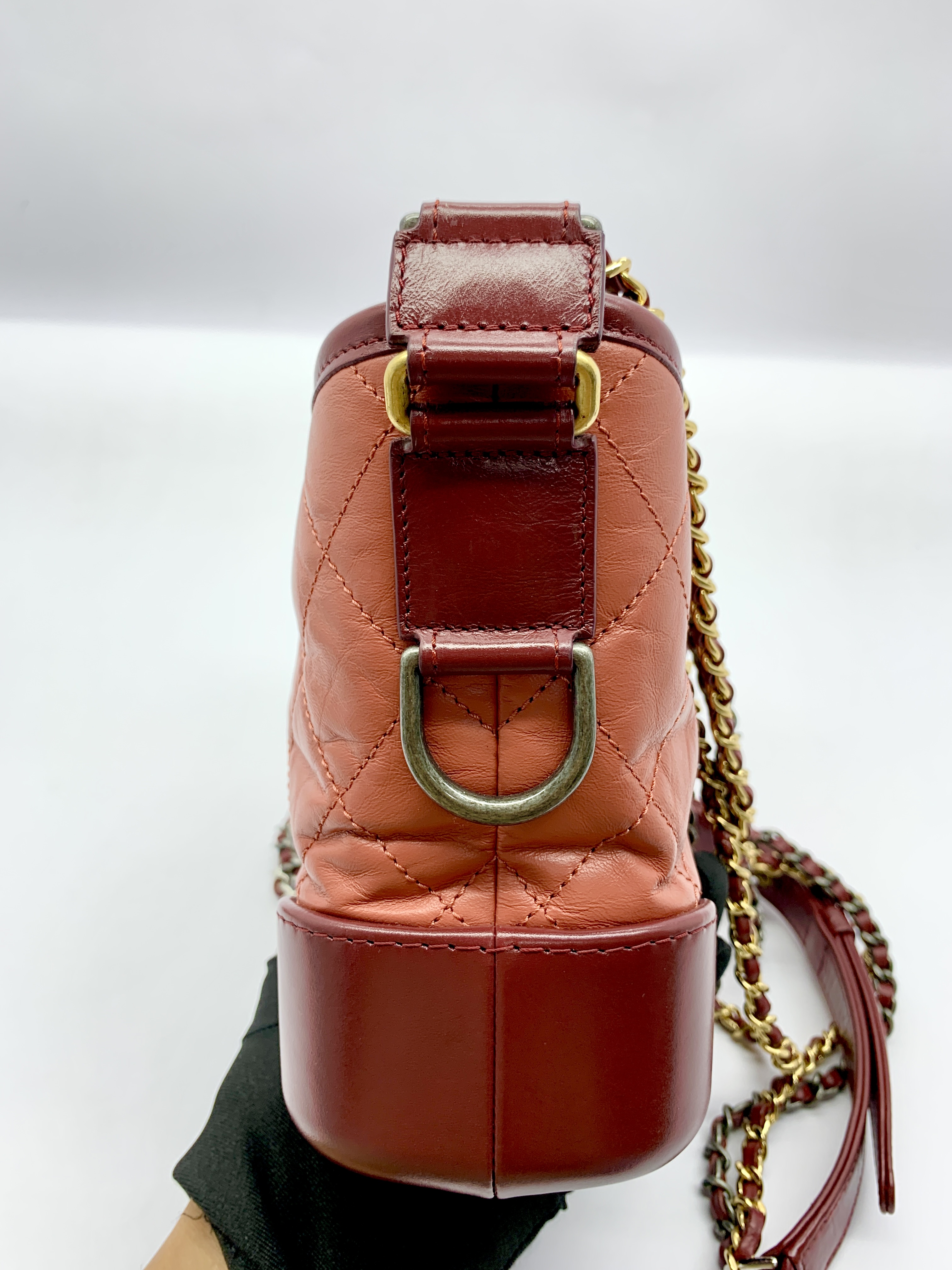 Gabrielle Small Peach Red