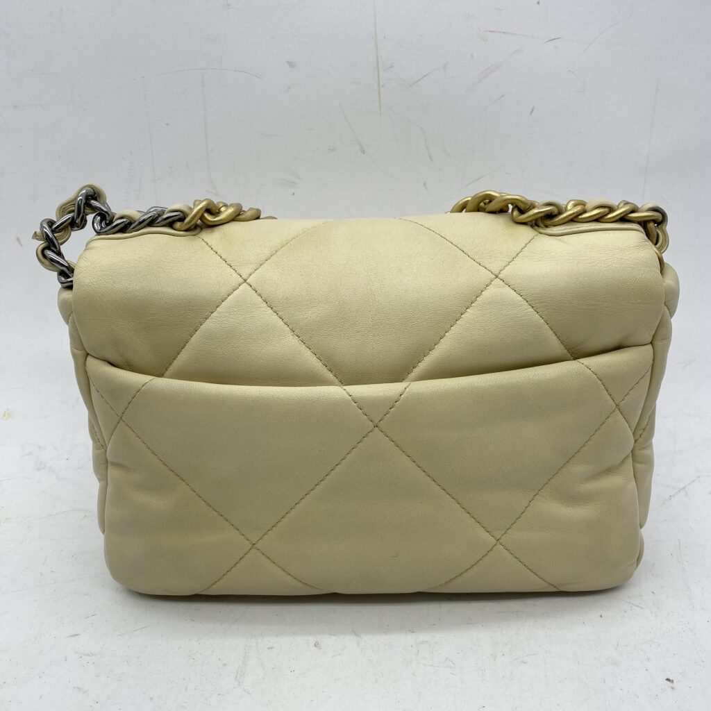 19 Small Beige