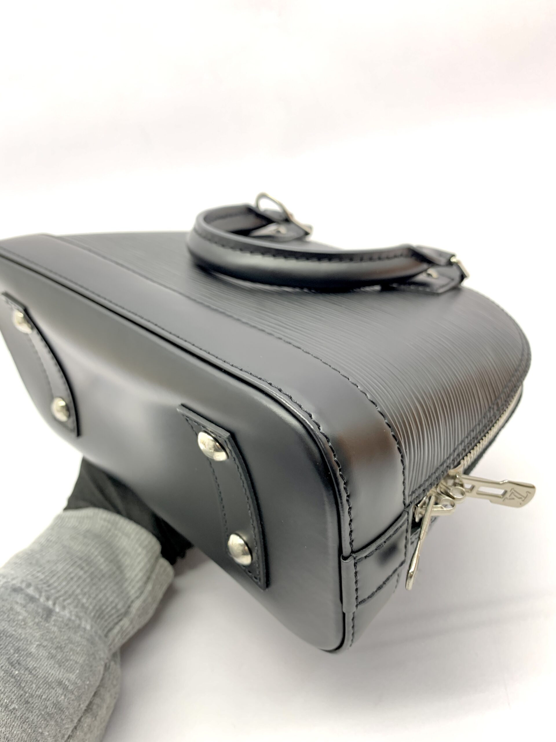 Alma Bb Strap Epi Black