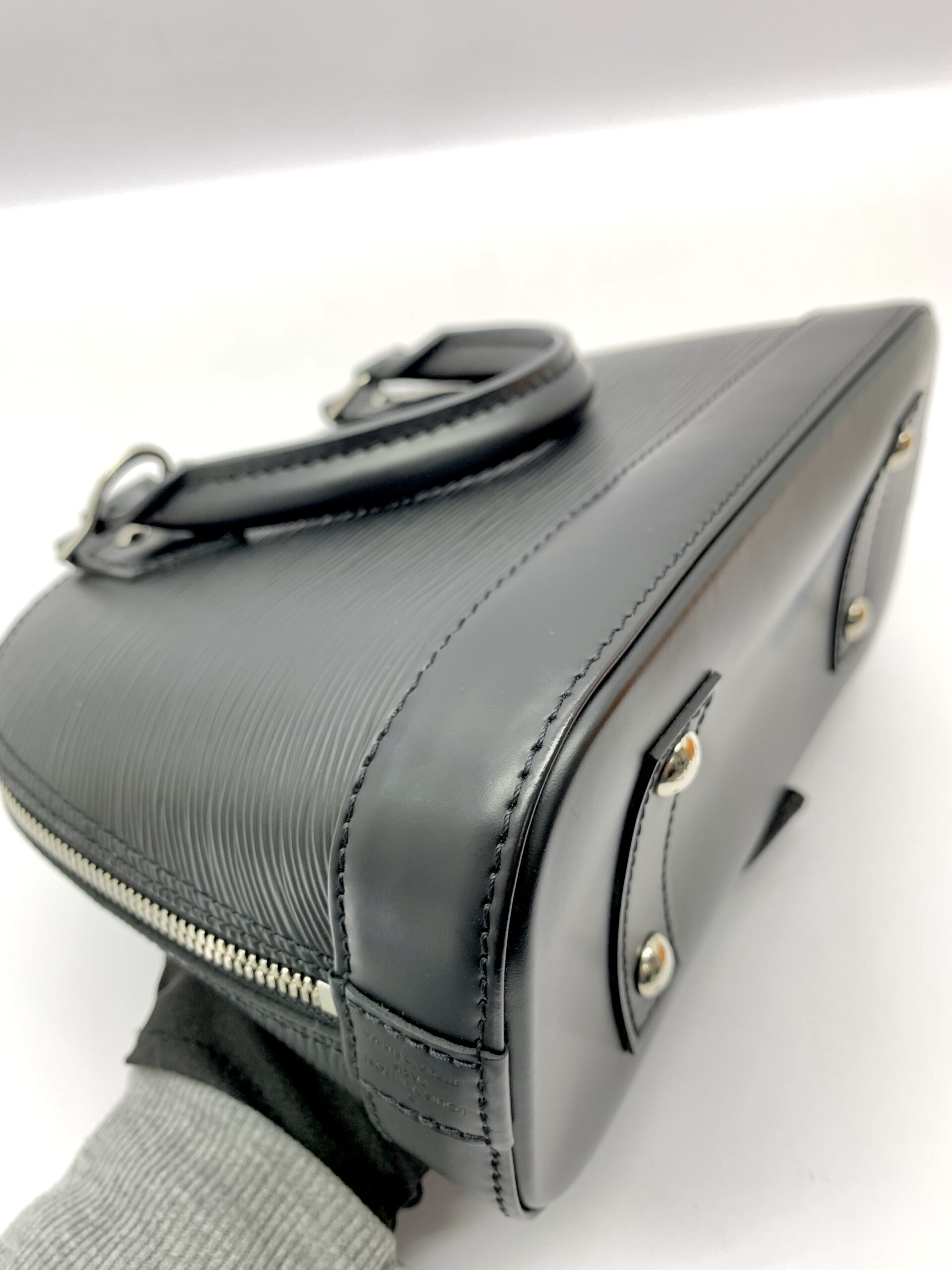 Alma Bb Strap Epi Black