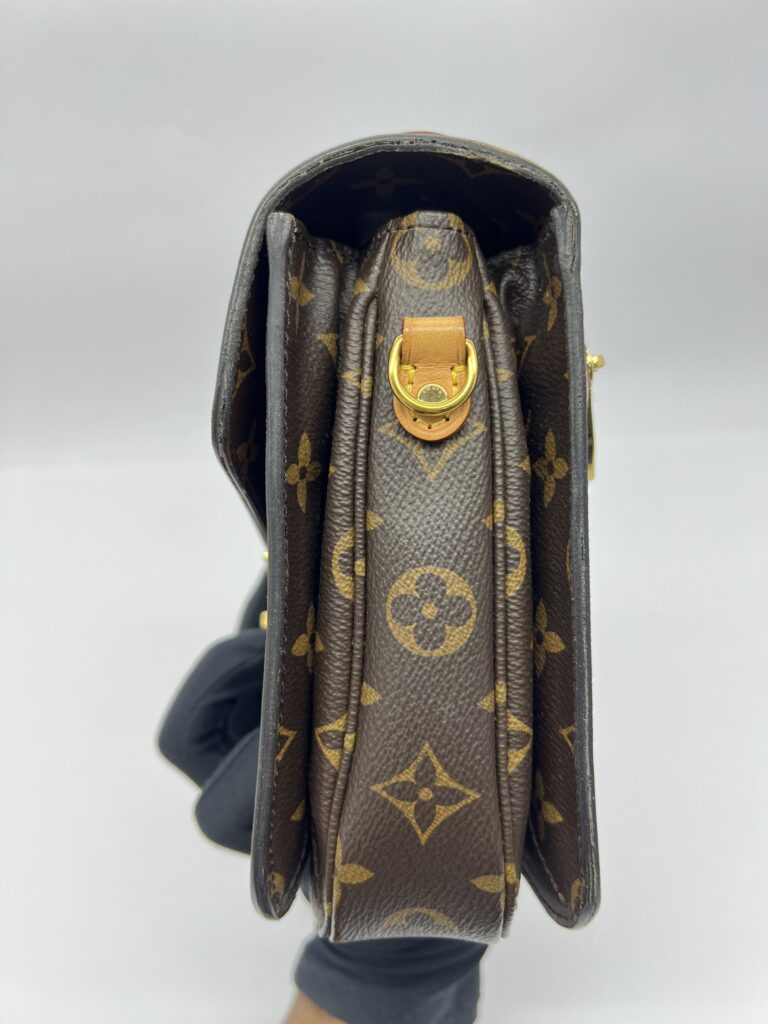 Pochette Métis Monogram Summer Trunks