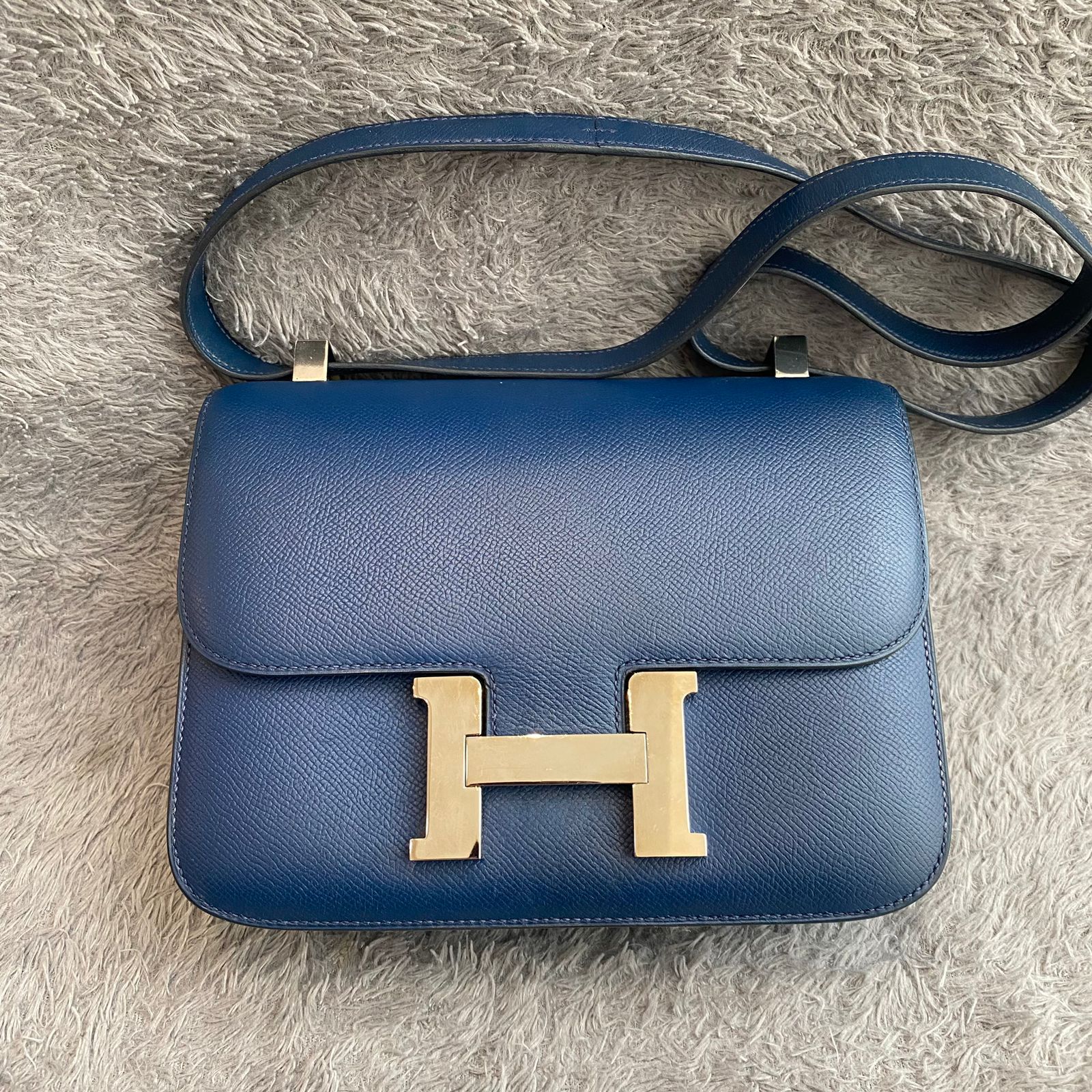 Constance 24 Epsom Bleu Agate