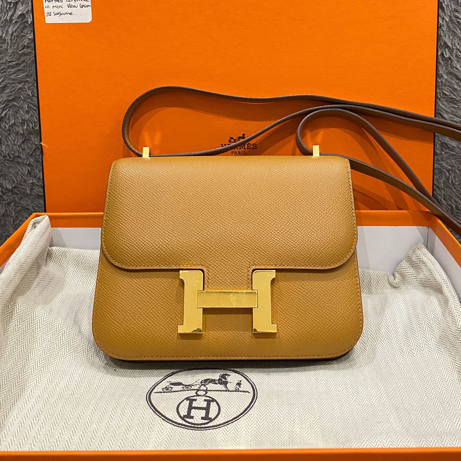 Constance 18 Sesame Epsom