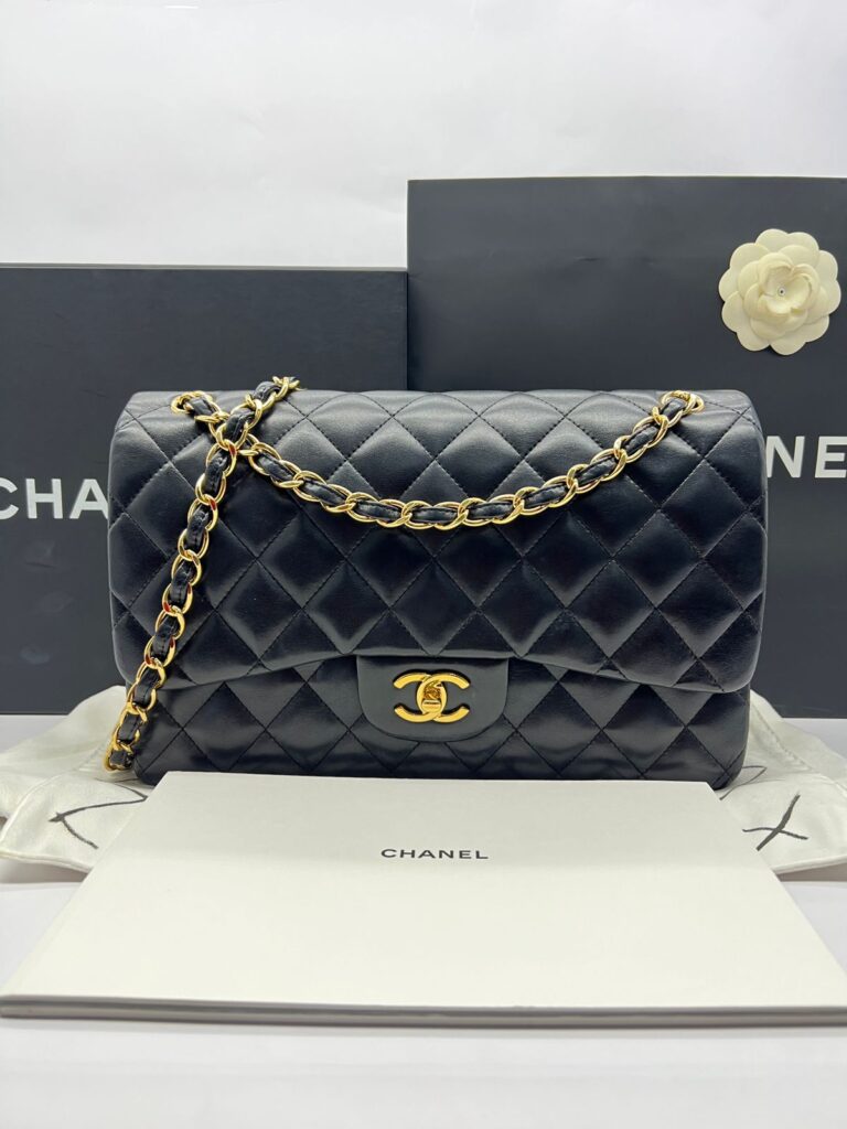 Classic Jumbo D-Flap Lambskin Black