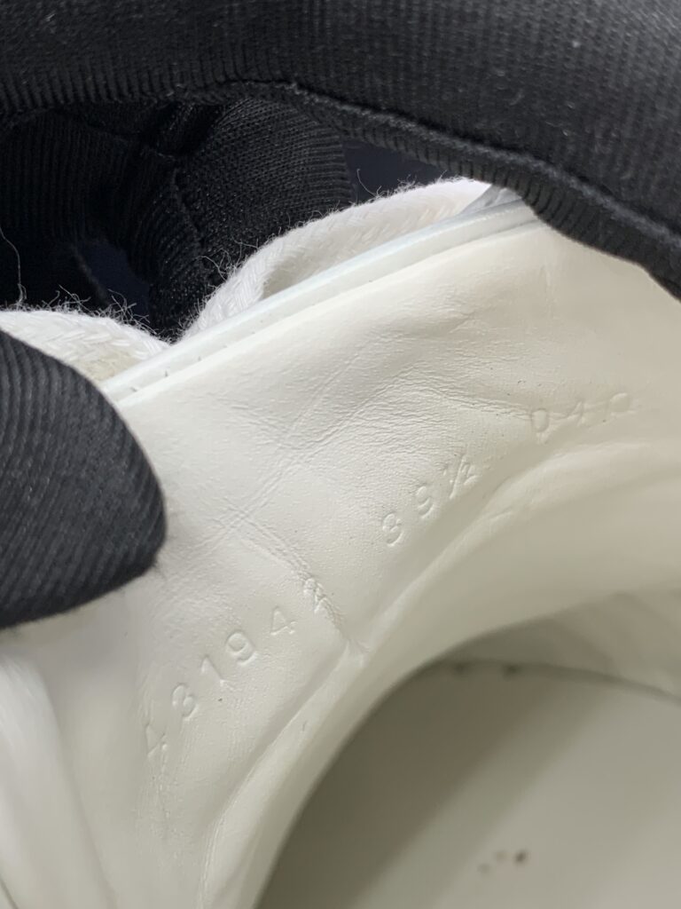 Ace Sneaker White Stripes Bee