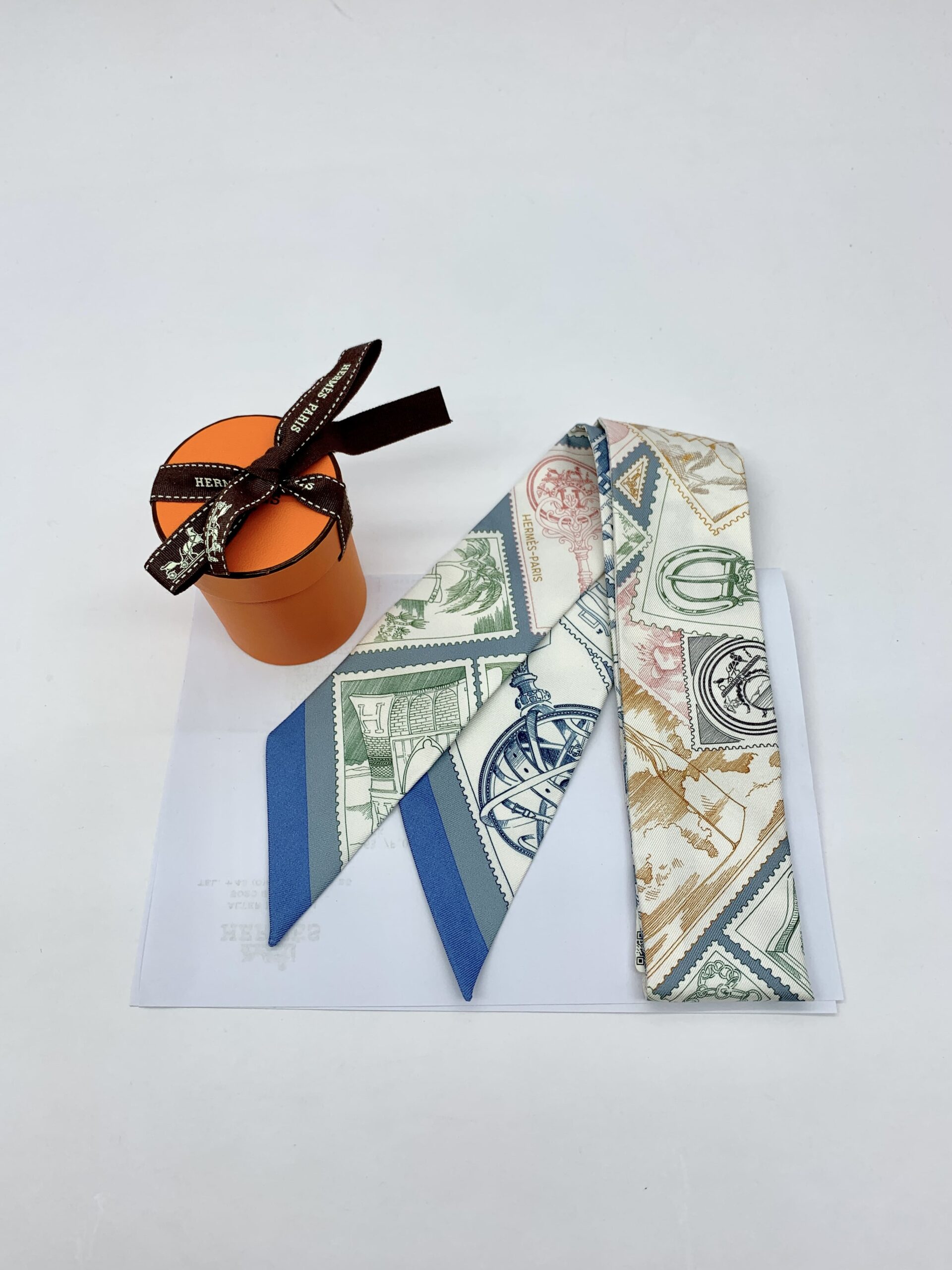 Twilly Le Philateliste Bleu Moyen Blanc