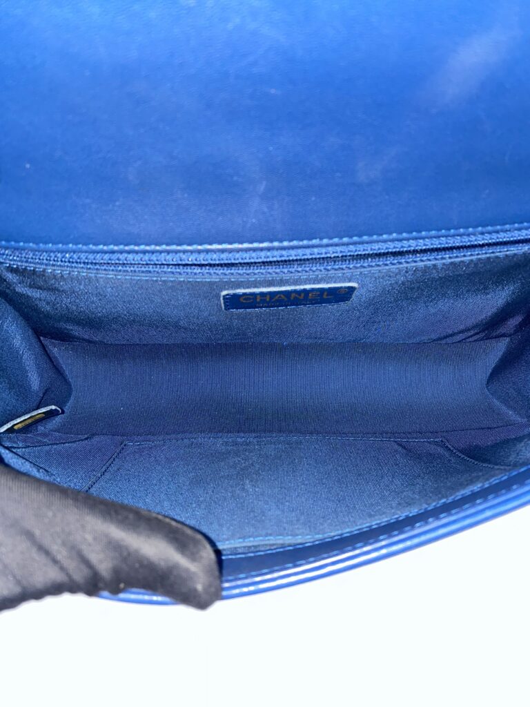 Boy 28 Lambskin Chevron Blue LGHW