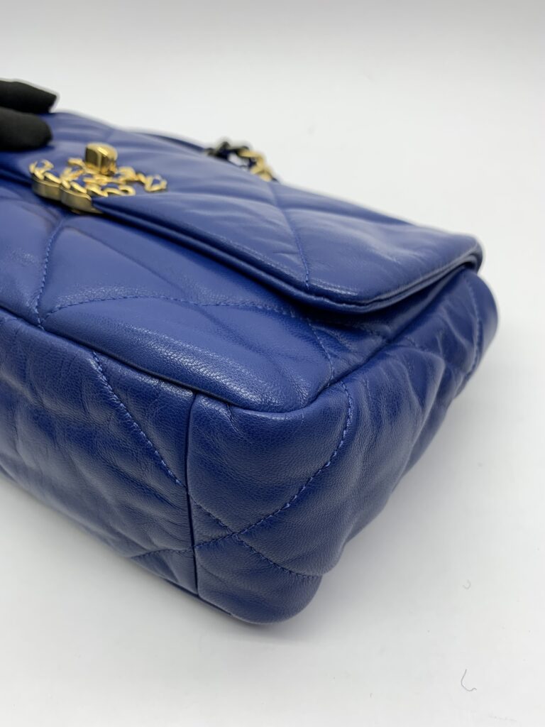 C19 Small Lambskin Blue Navy Ghw