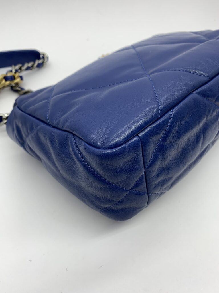 C19 Small Lambskin Blue Navy Ghw