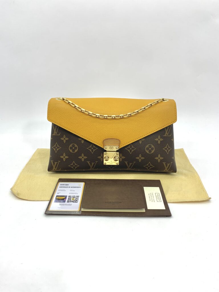 Pallas Chain Monogram Saffran GHW