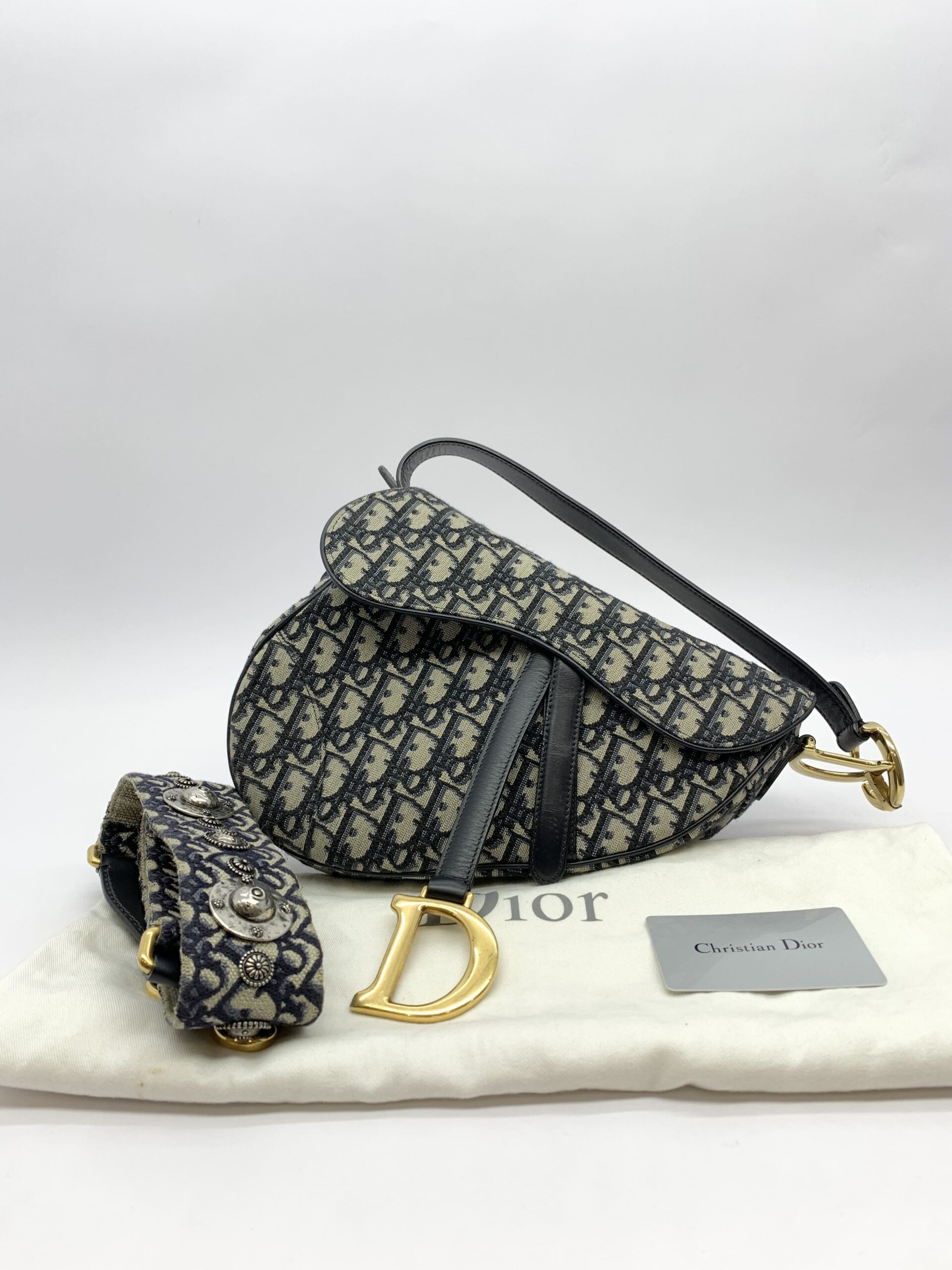 Saddle Medium Canvas Blue Oblique GHW