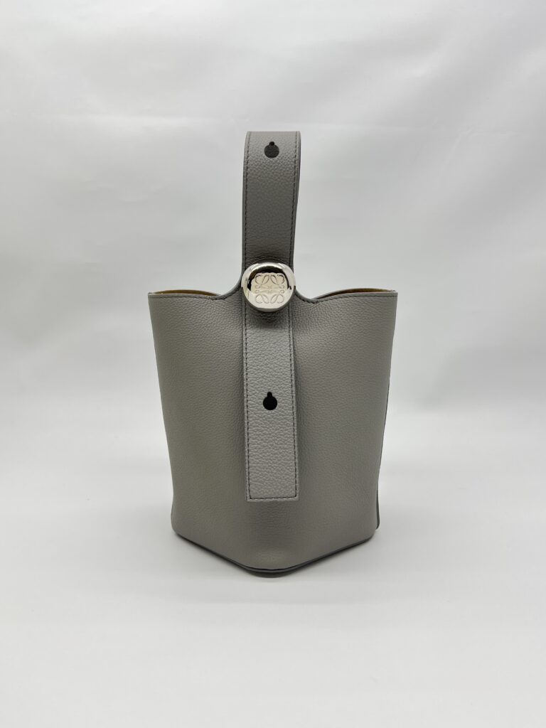 Pebble Bucket Bag Dark Grey SHW