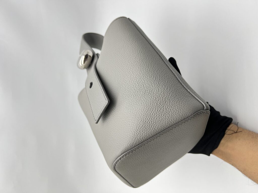 Pebble Bucket Bag Dark Grey SHW