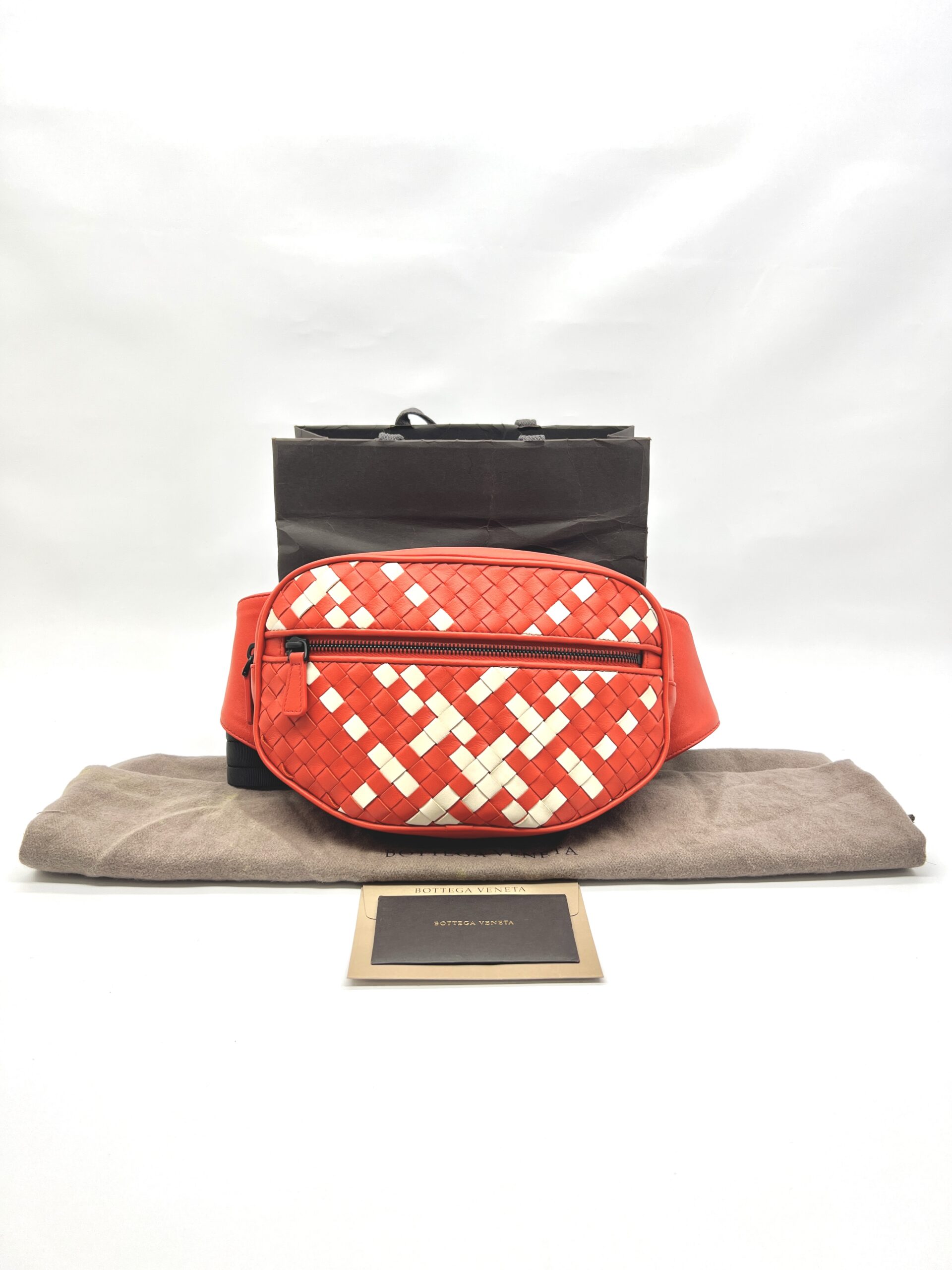 Bottega Veneta Belt Bag Intrecciato Poppy/Poppy Mist