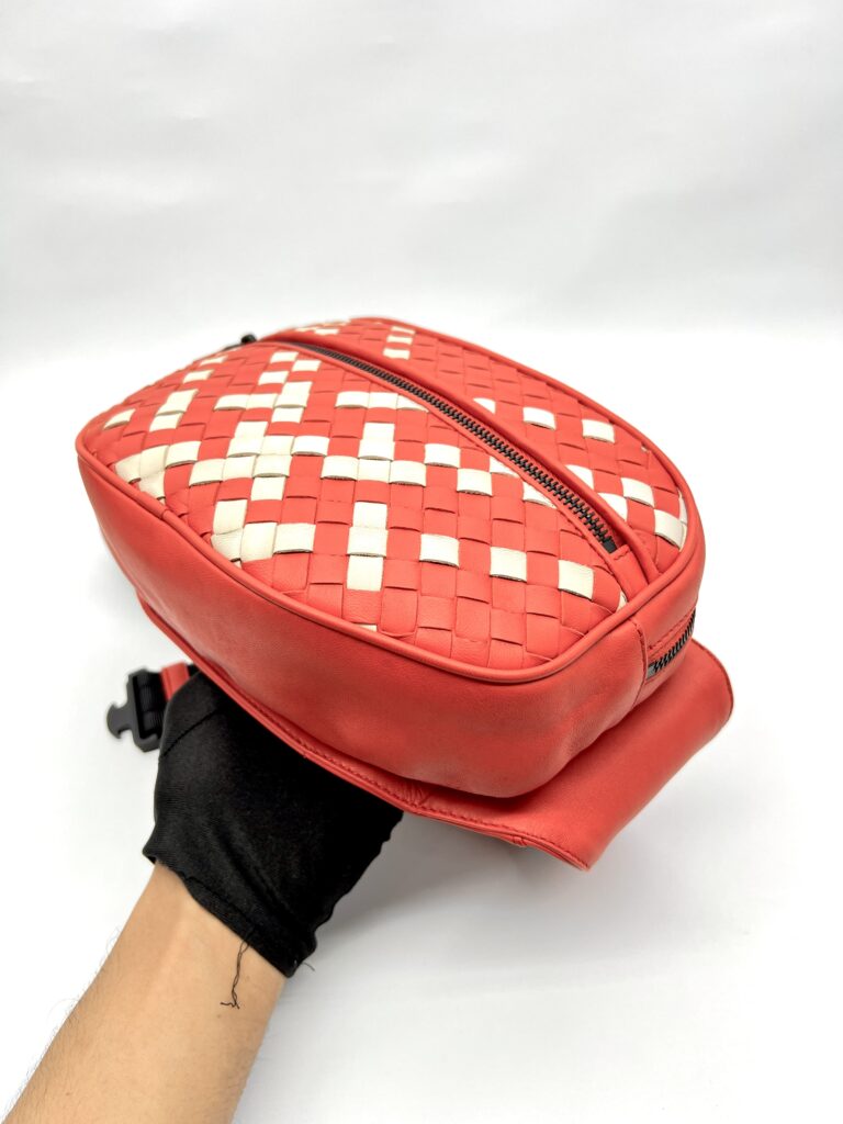 Bottega Veneta Belt Bag Intrecciato Poppy/Poppy Mist