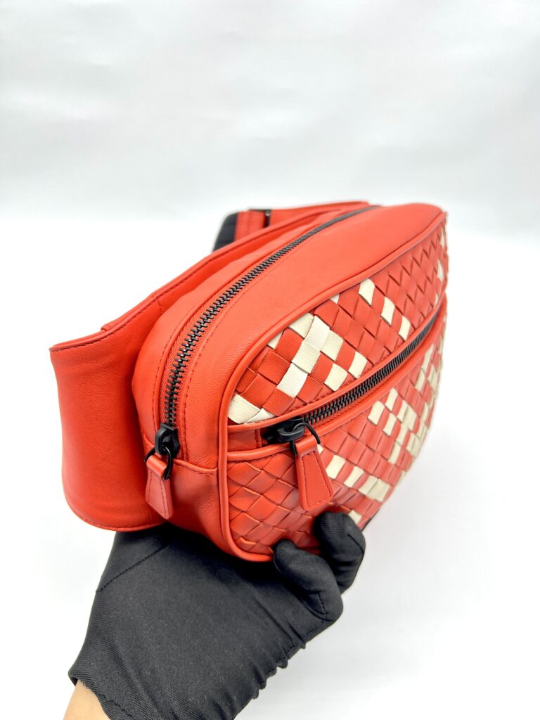 Bottega Veneta Belt Bag Intrecciato Poppy/Poppy Mist