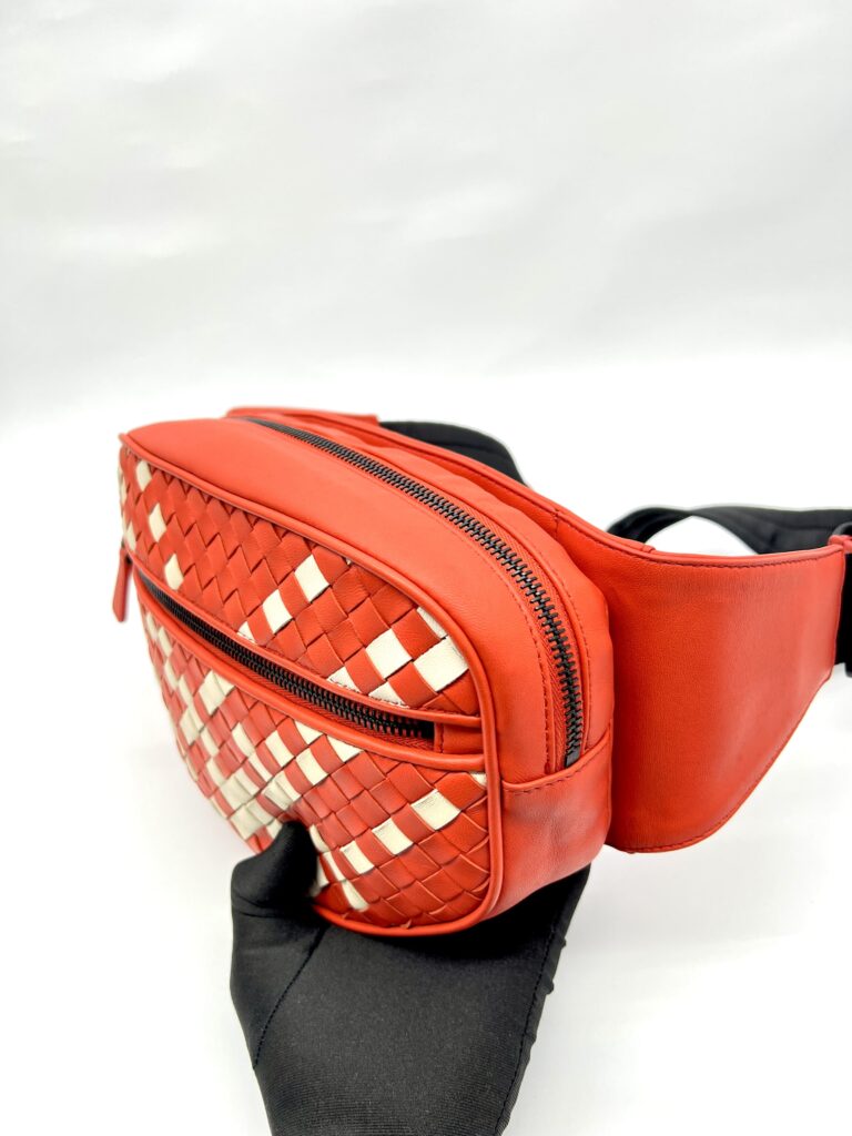Bottega Veneta Belt Bag Intrecciato Poppy/Poppy Mist
