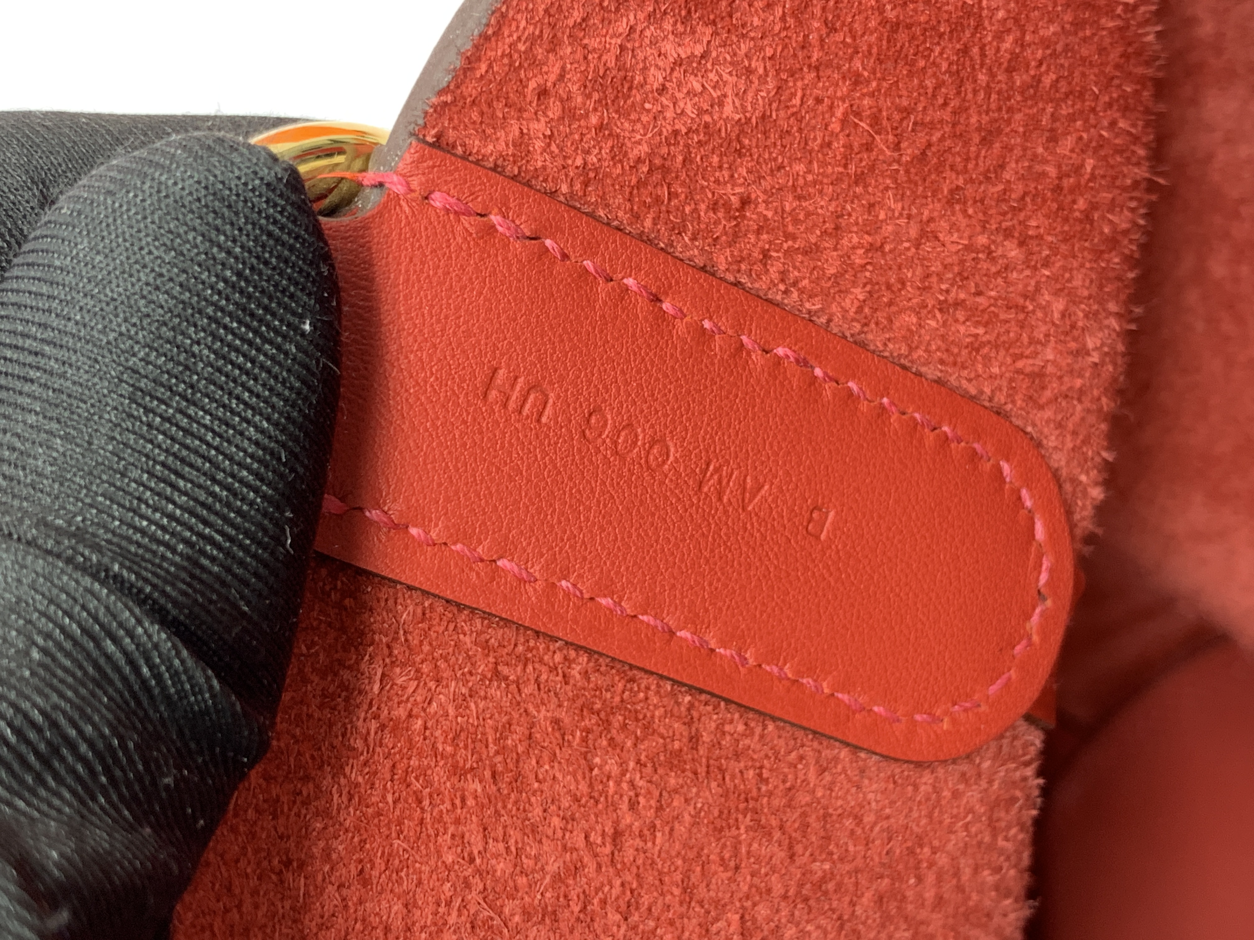 In The Loop 23 Clemence Vermillon