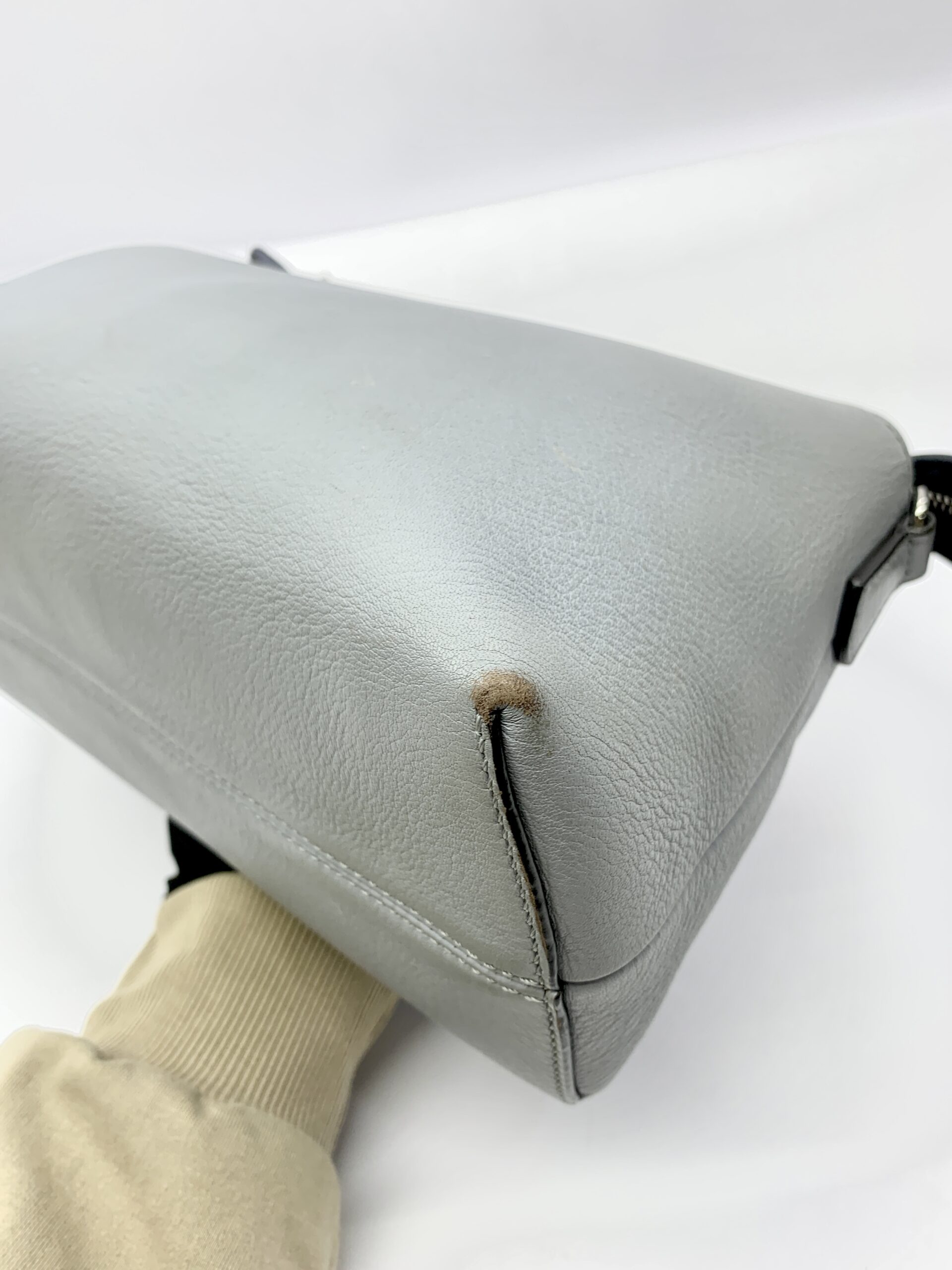 BTW Medium 3 Colors Light Blue Red