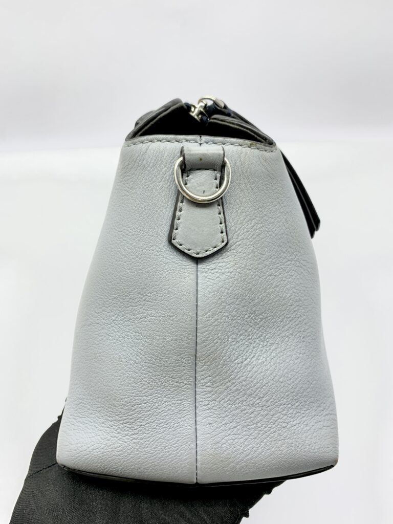 BTW Medium 3 Colors Light Blue Red