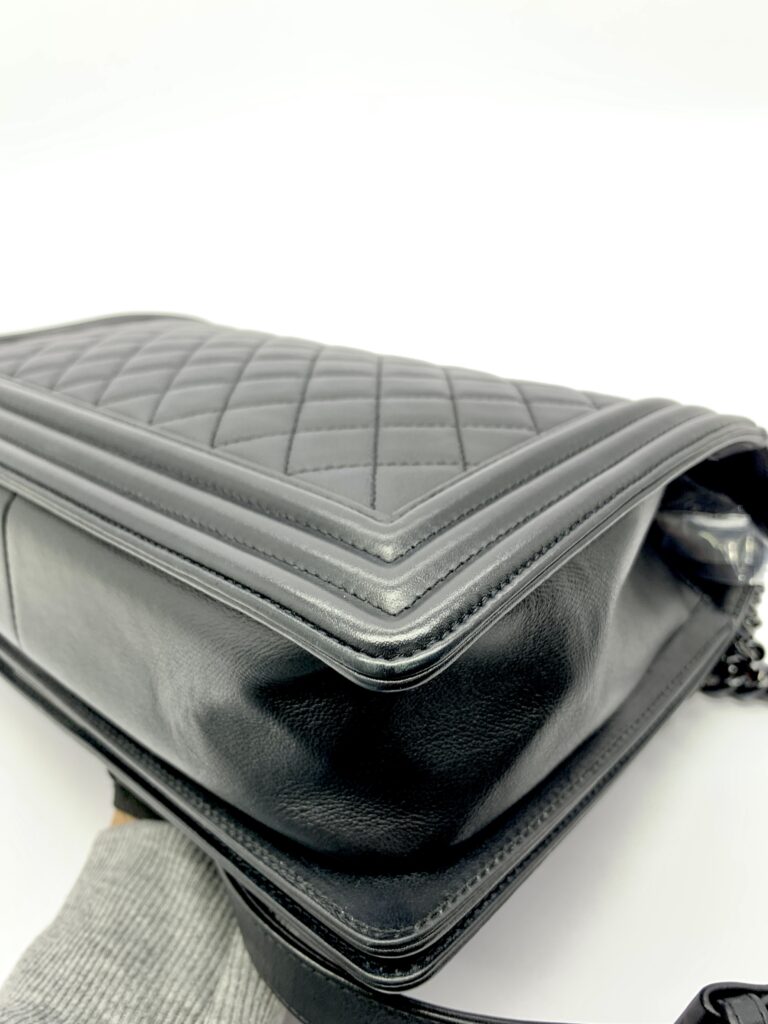 Boy 28 Calfskin Black