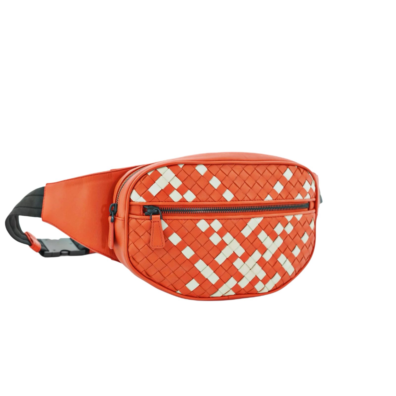 Bottega Veneta Belt Bag Intrecciato Poppy/Poppy Mist