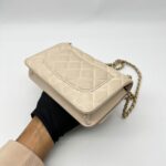 WOC Round Chain Lambskin Light Beige GHW
