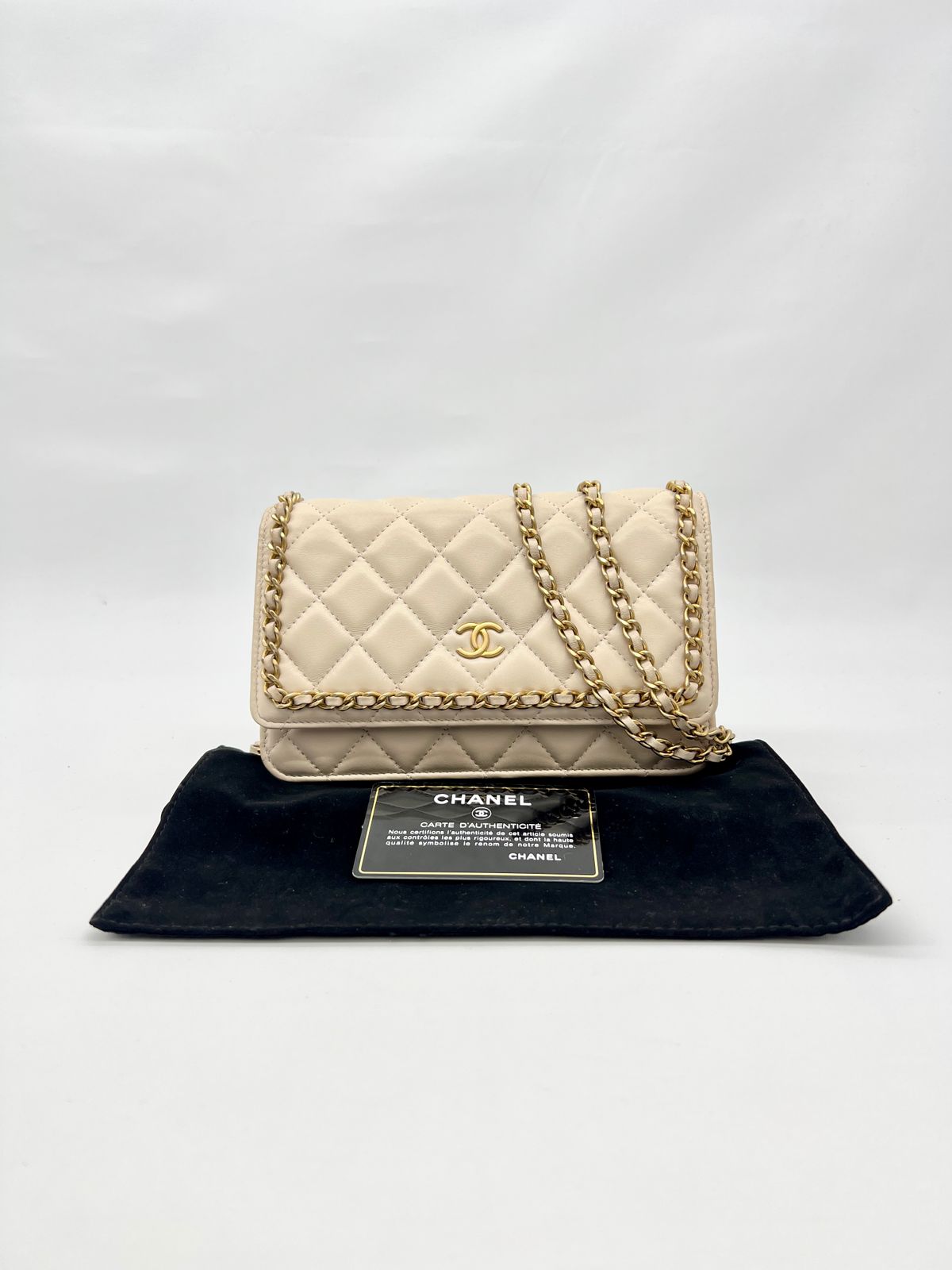 WOC Round Chain Lambskin Light Beige GHW