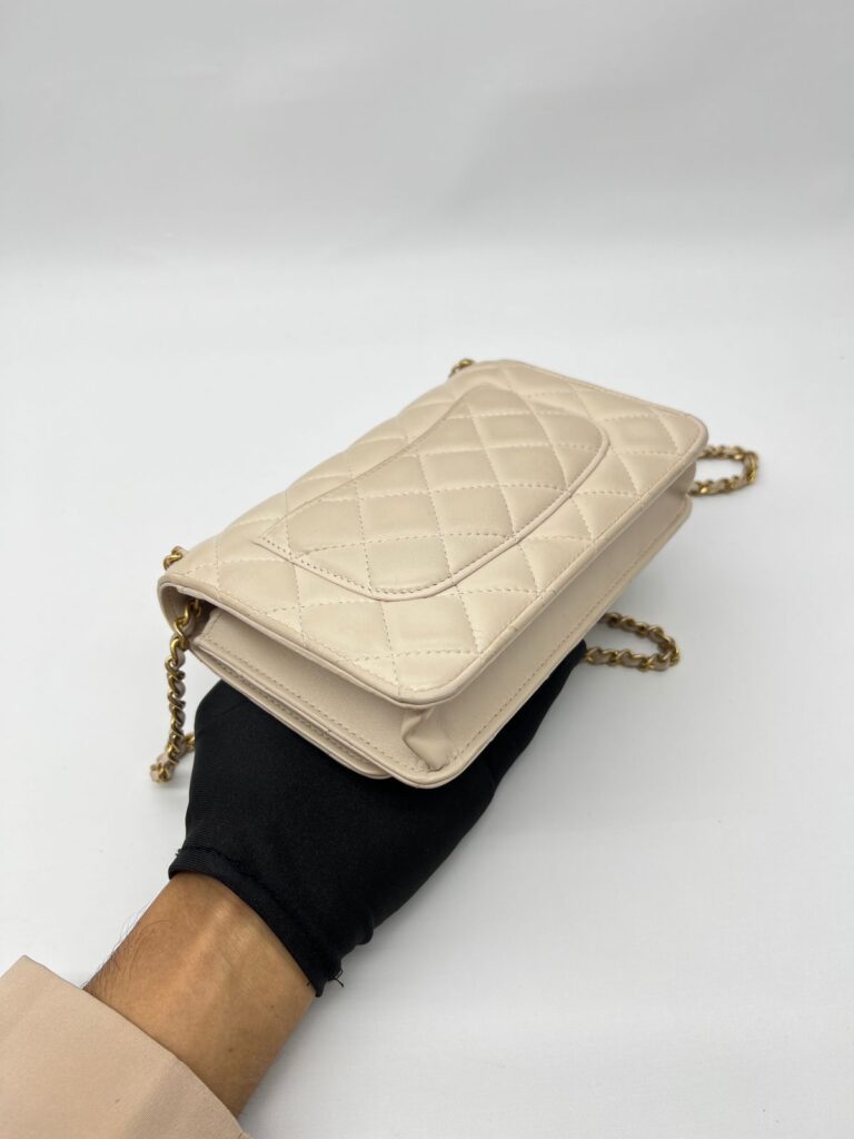 WOC Round Chain Lambskin Light Beige GHW