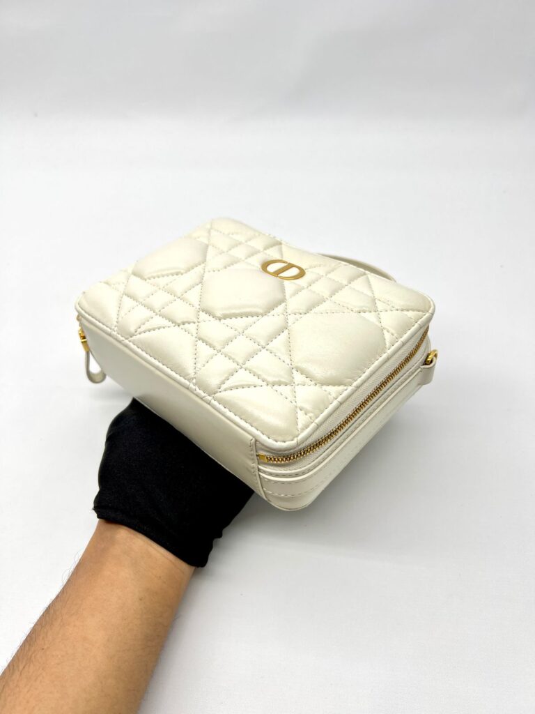 Caro Vanity Puff White GHW