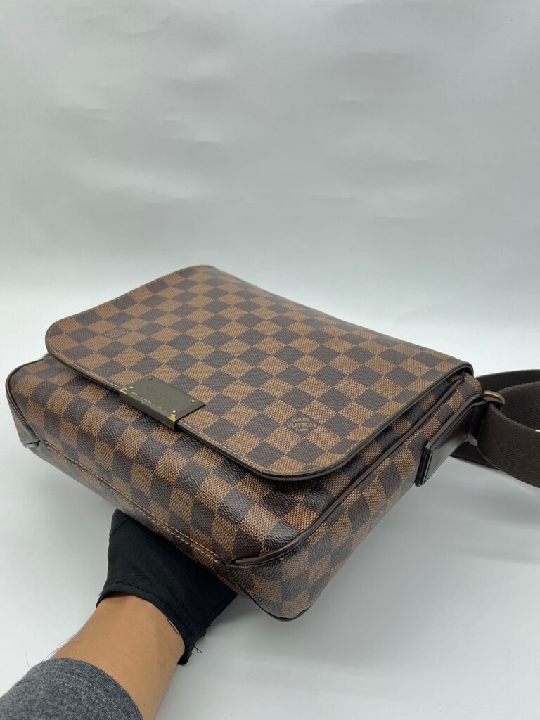 District PM Damier Ebene