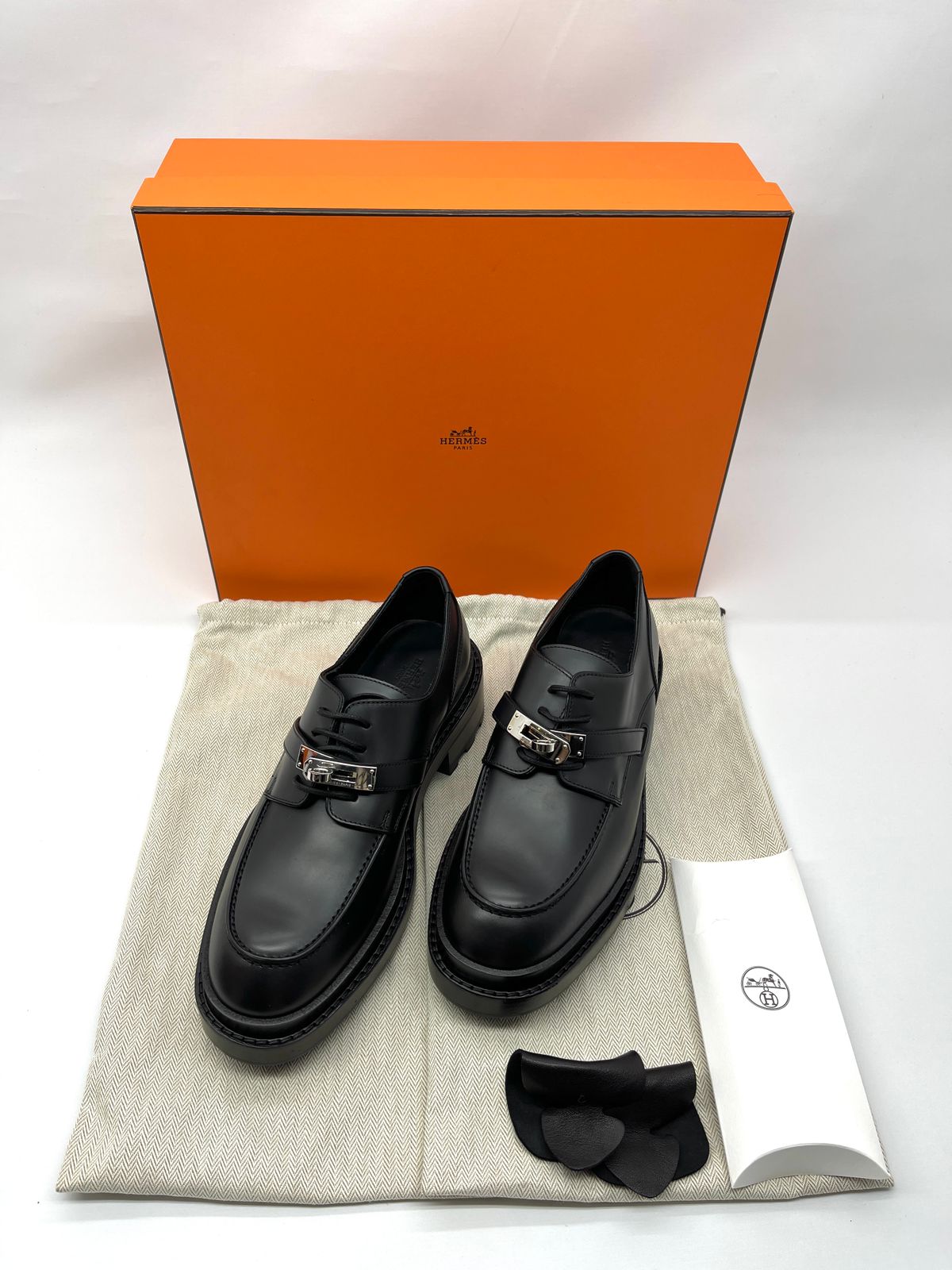 Richelieu Derby First Noir PHW