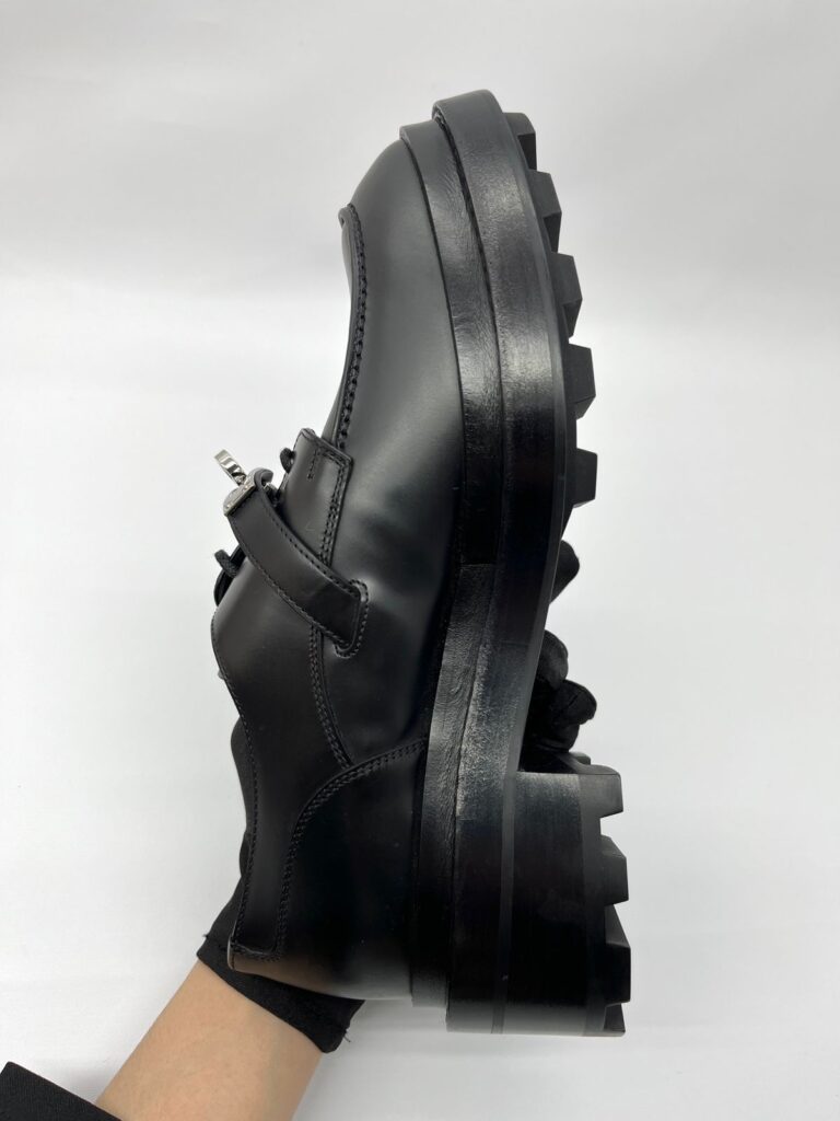 Richelieu Derby First Noir PHW