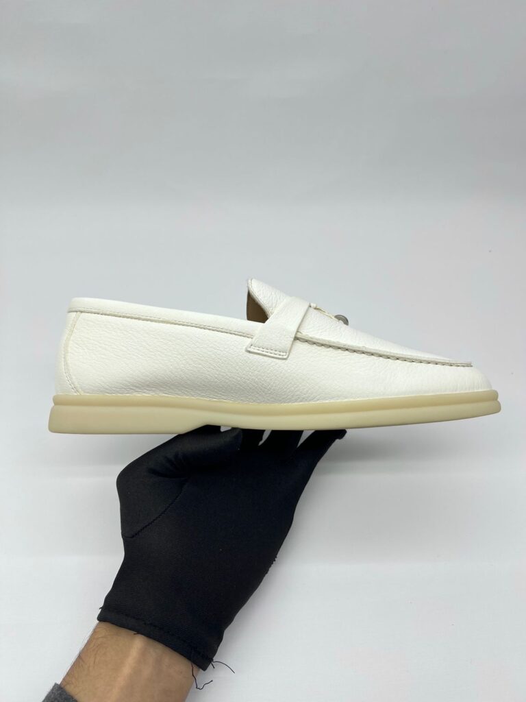 Summer Charms Walk Deer White