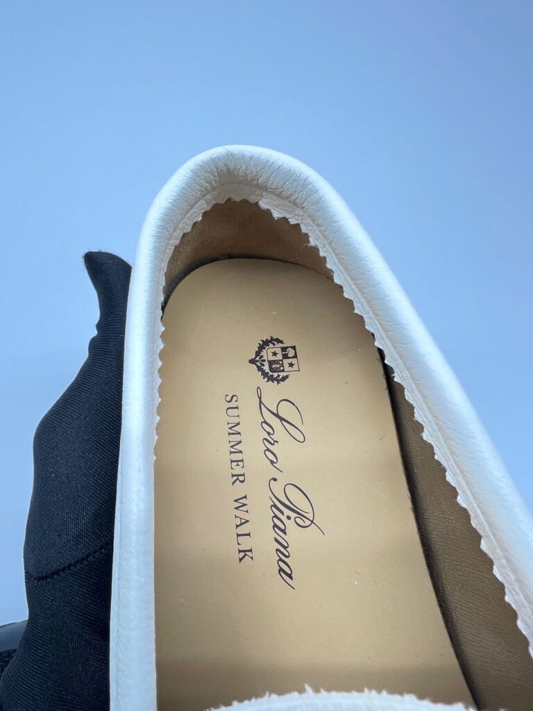 Summer Charms Walk Deer White