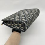 30 Montaigne Dea Pouch Canvas Oblique Navy GHW